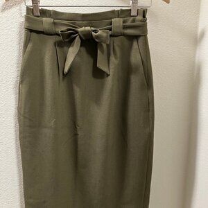 Calvin Klein Olive Green Pencil Skirt with Bow and Pockets, Size 2
